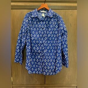 🌈 SOLD!!!  Roamans women’s blue/white button down blouse size L 🌈